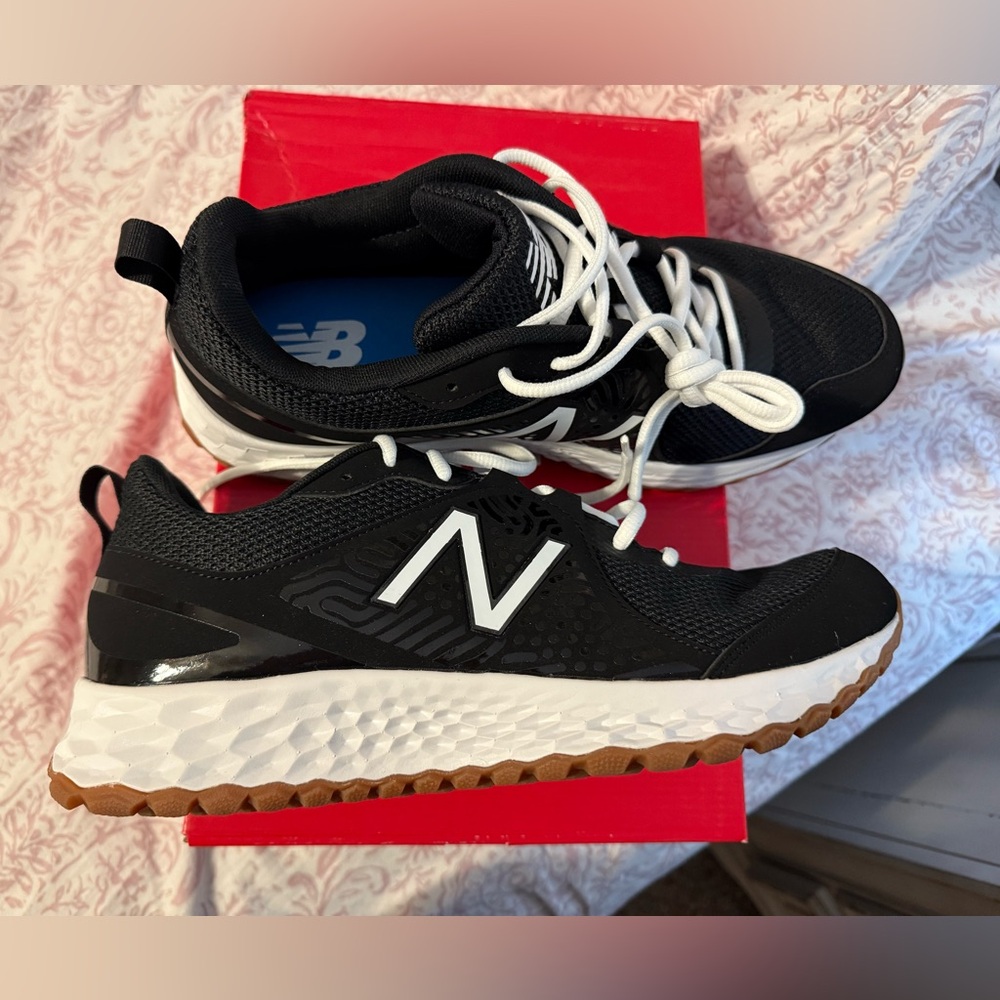 New Balance Black and White Sneakers - Picture 3 of 5